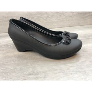 Crocs Lydia Women's‎ Sandals Black Wedge Heels 8 Bow Detail Comfort Casual Shoes